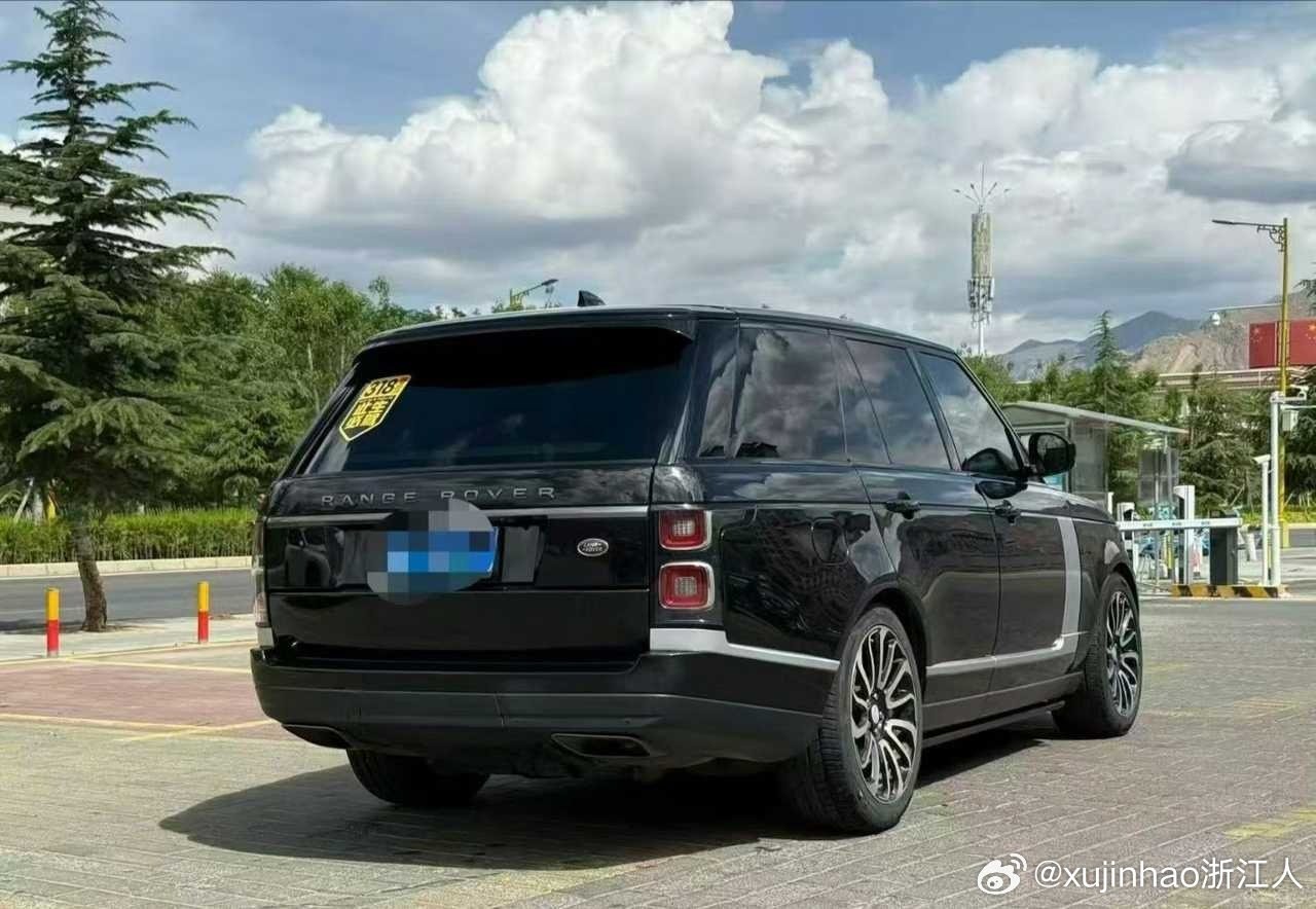 一头扎进水里，所有压力随水波消散  ​