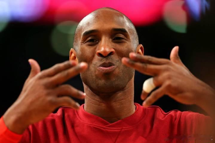 [超话] 48岁生日快乐， Mamba Forever ​