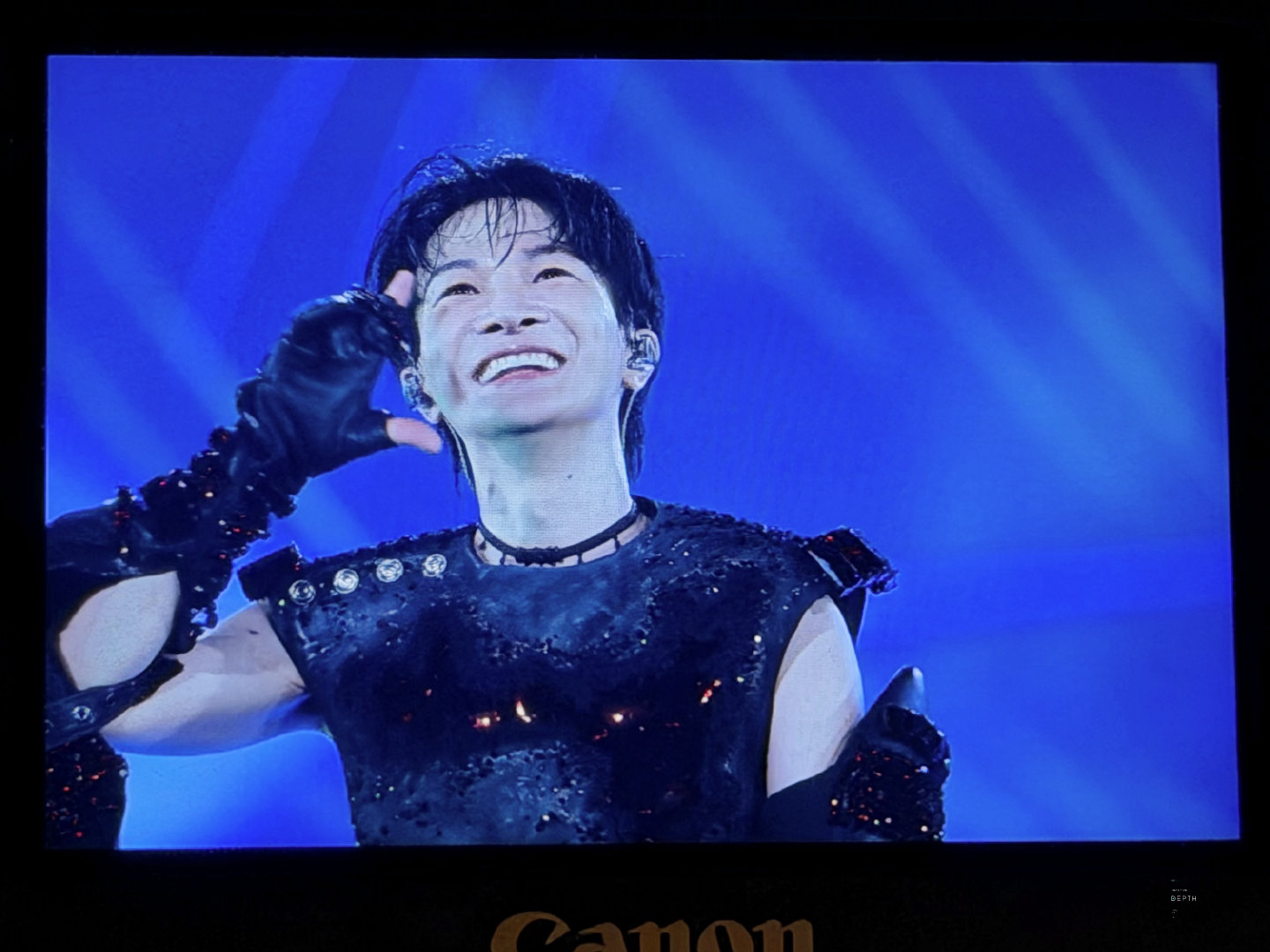 #周深[超话]# 
分享的预览，甜味夹心的来啊🥰

丨#周深2026深深的巡回演唱会# 
丨20260823 山东济南 ​