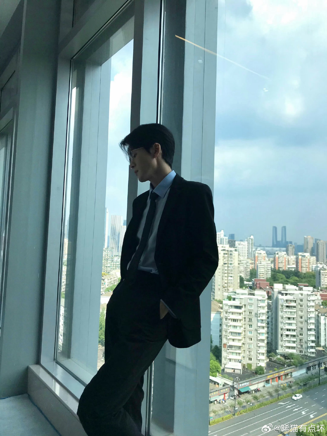 #曾舜晞[超话]# 这长相这身高绝了（这期神了） ​