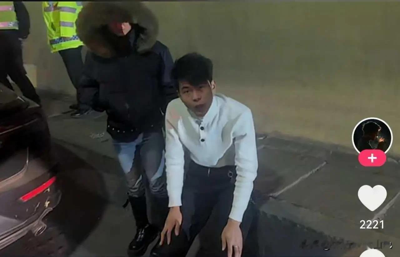 高速上定速巡航失灵、刹车也失灵，这简直跟坐“夺命过山车”一样恐怖！兰海...