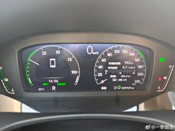 好久没有开思域混动跑长途了，因为珠三角的的高速车流量大速度起不来所以跑...