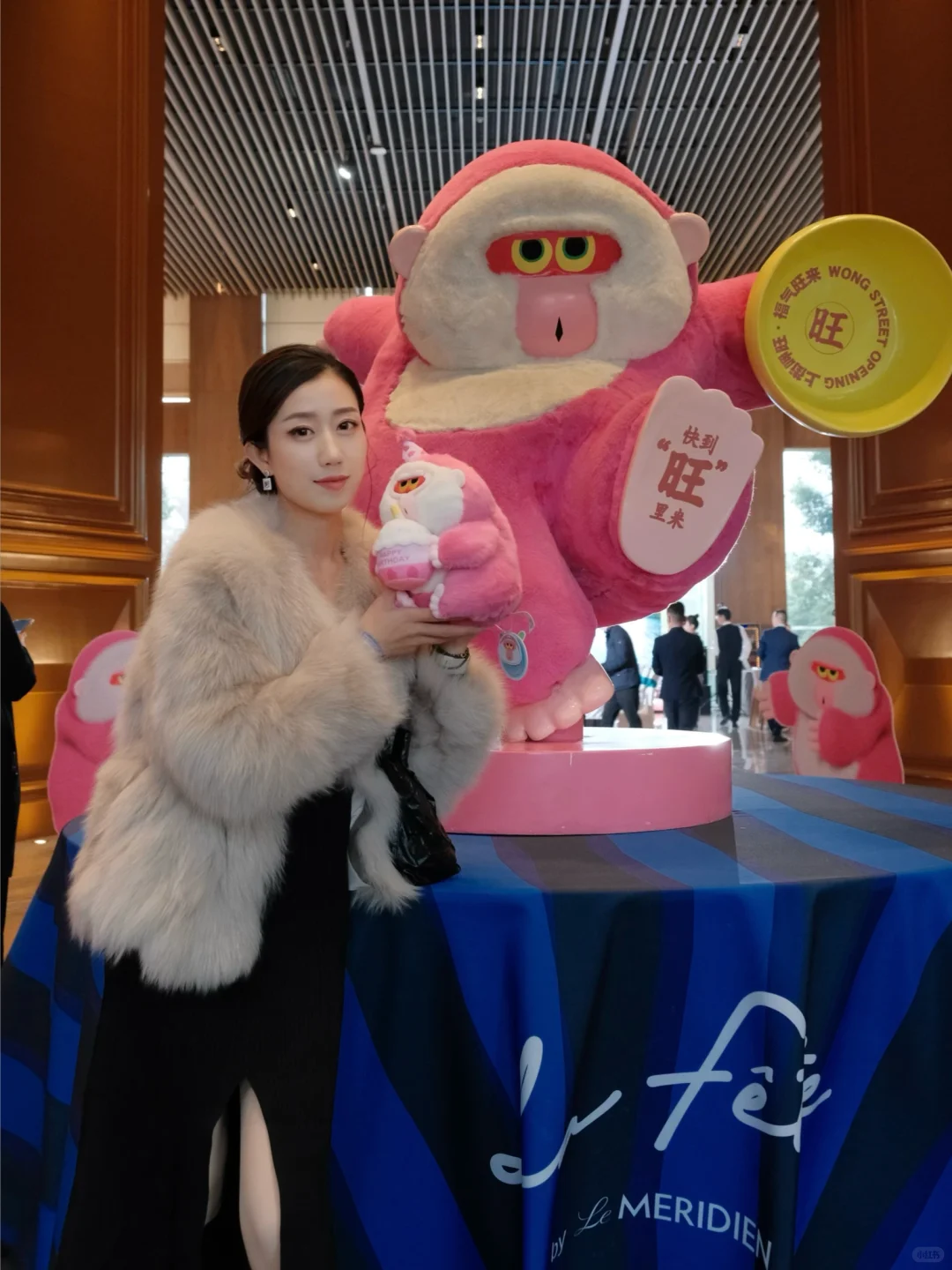 峨眉山的猴最萌形象火爆出圈！！🐒