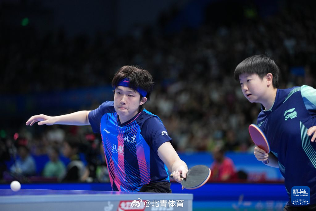 【   7月18日晚，在湖南长沙举行的2026年全国乒乓球锦标赛（双打...