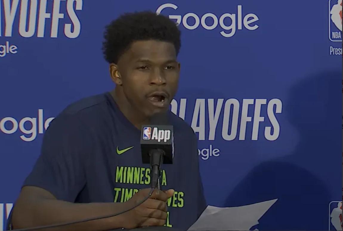 爱德华兹：我们知道赢球该怎么做，首先要确保杰登留在场上  今天NBA季...