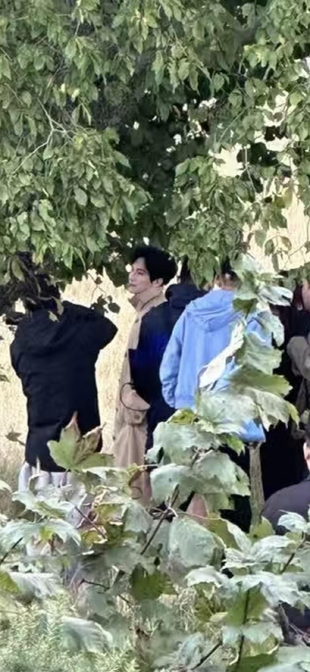 wxy你怎么就拿了个大疆啊啊啊啊啊啊 
我真不行了 ，求求了多拍点视频吧[捂嘴哭][捂嘴哭] ​