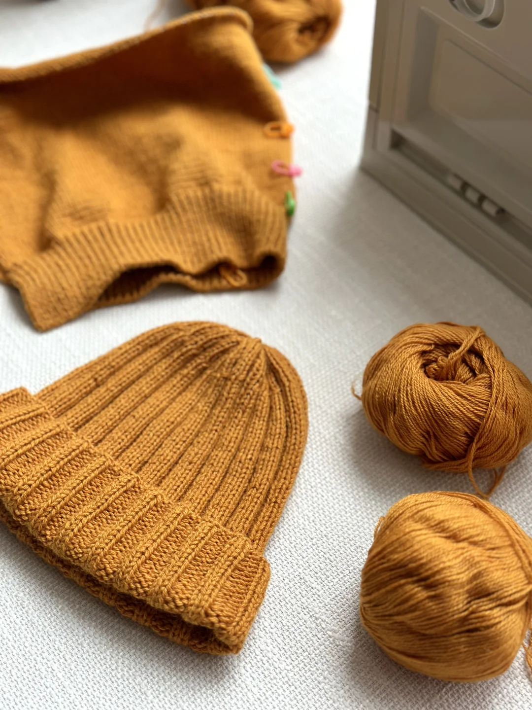 美食博主新年日常织帽子