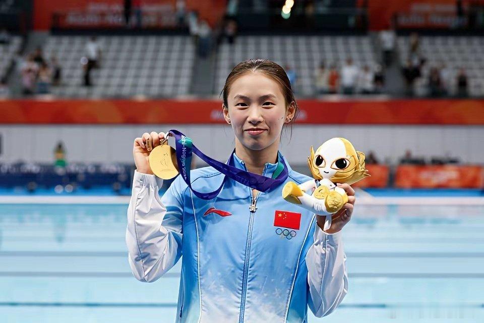曾经的三小只，陈芋汐问鼎亚运会冠军，张家齐直播带货整综艺，全红婵最放松去旅游。 ​