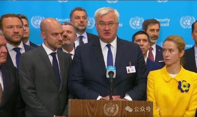 在本届联合国大会上，乌克兰外长西比哈代表51个联合国成员国，再次呼吁俄罗斯政府停火。
但随即，俄罗斯外长拉夫罗夫就表示，俄罗斯不会为了与乌克兰进行任何形式的谈判而暂停“特别军事行动”。