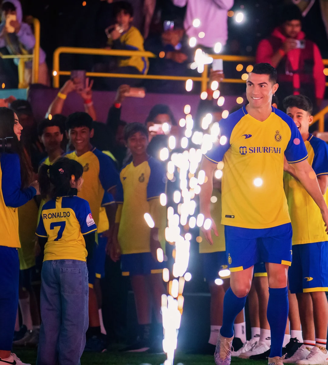 C罗亮相利雅得胜利3周年