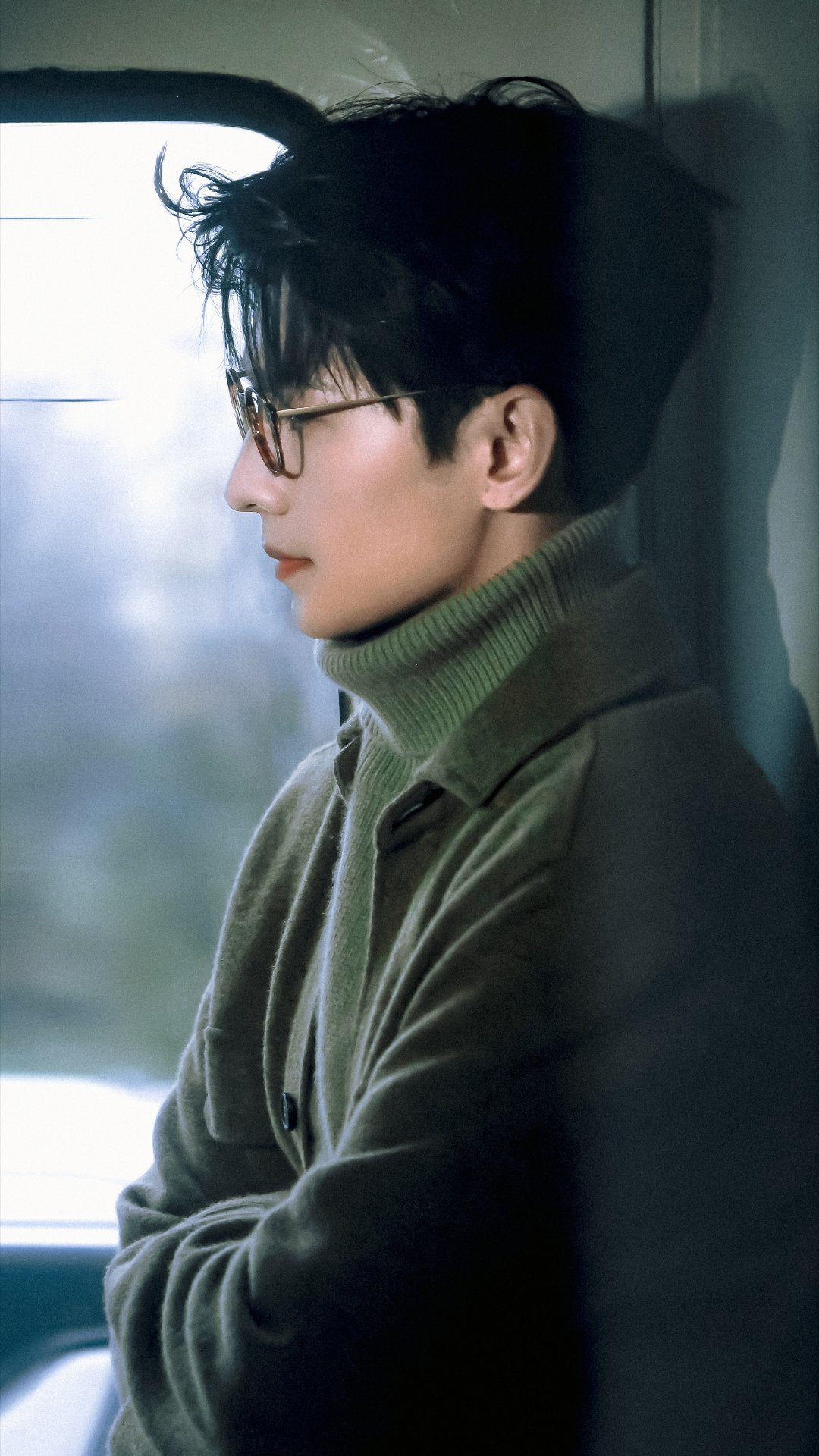 #杨洋雨霖铃# yy #杨洋展昭#

你披着光向我走来照亮了我的天空成为了我的救赎

​