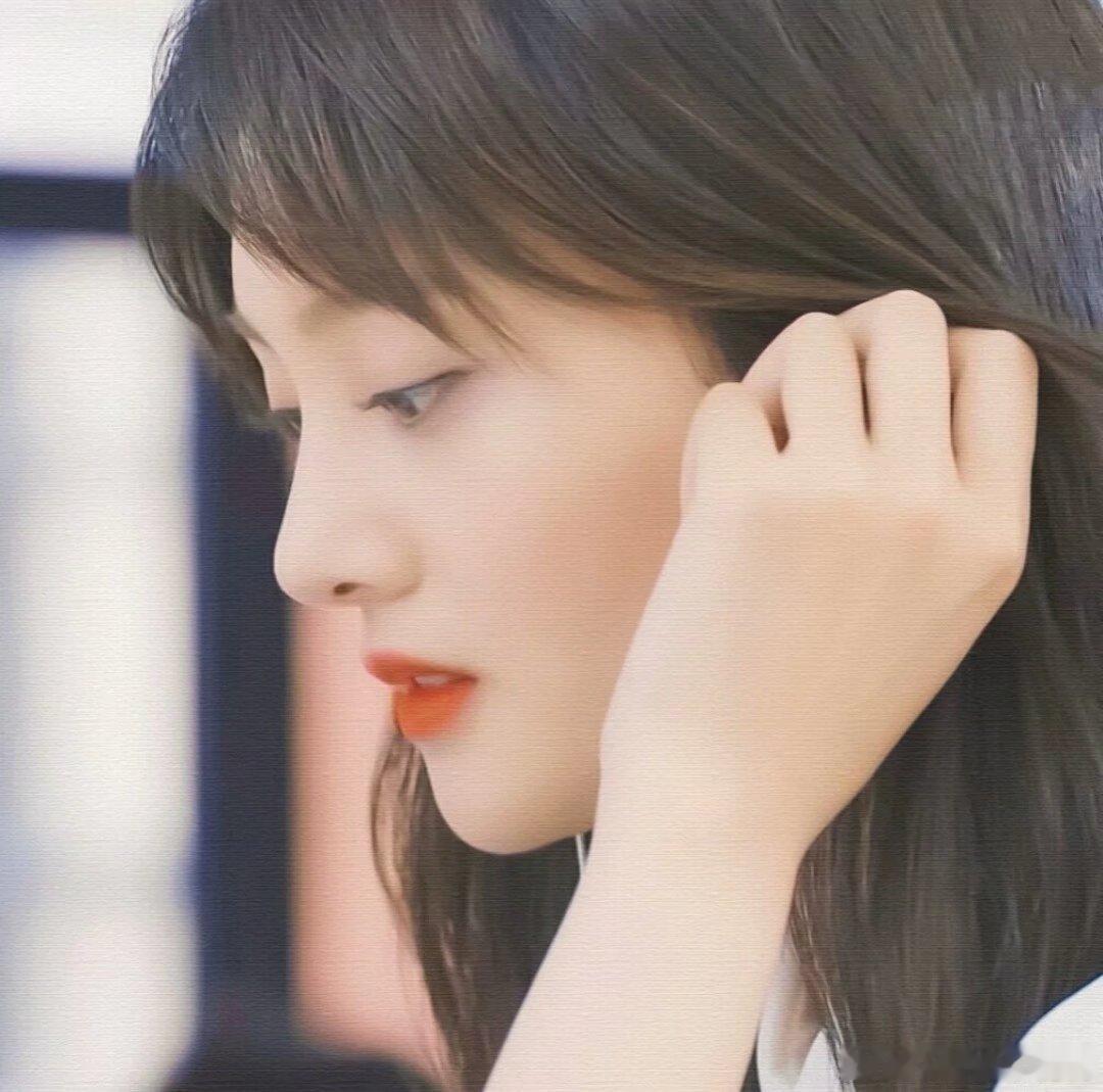 #郑爽#要站在自己所喜欢的世界里，闪闪发光✨✨✨​