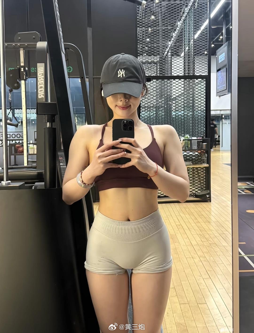 🤳🤳🤳 ​​​