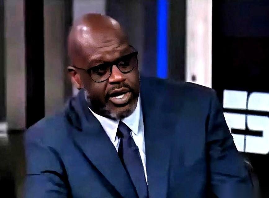 掘金对森林狼G3的终场哨声刚停，约基奇全场26投仅7中的技术统计就被铺...