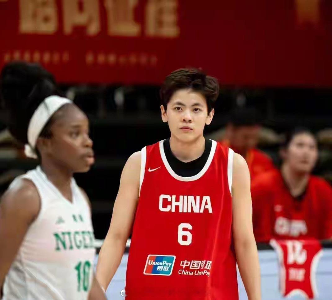 女篮球迷意难平！不止77-88尼日利亚，更多在于这五点致命细节！  北...