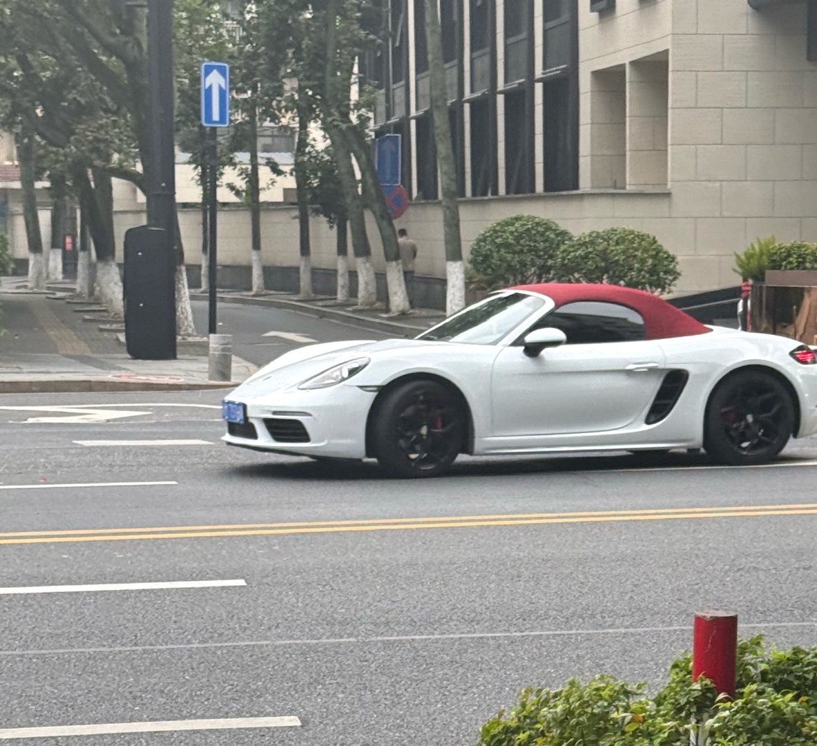 打车打到保时捷718 ​