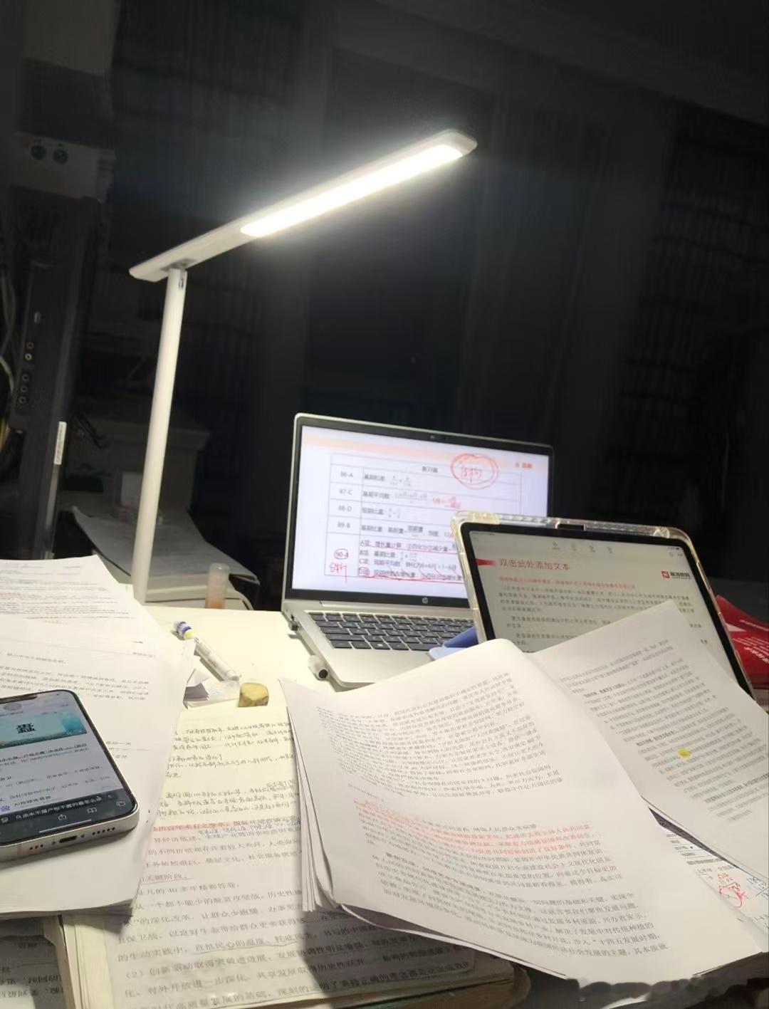 📚教招备考资料整理
▪️教综思维导图
▪️主观简答&案例答题模板
▪️教育学心理学高频考点
▪️教育法规、师德笔记

防失联→总资源持续更新:
 「【00】2027桂一鹤语文合集」
链接：

「【01】2027年教招通用课程」
链接：

「【02 ​