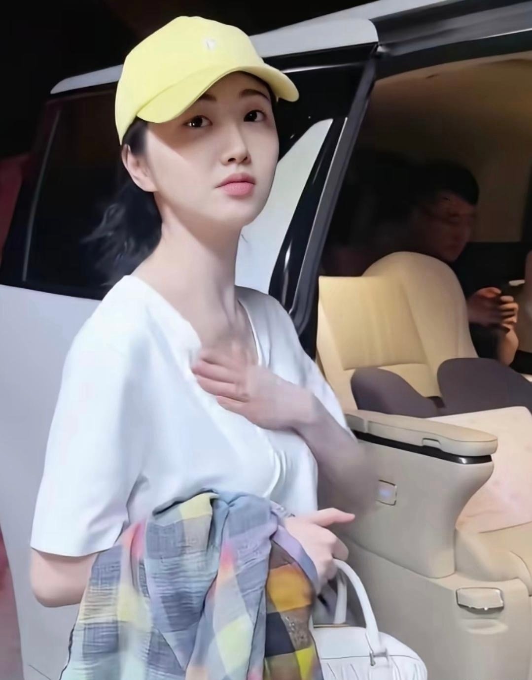 景甜这也太瘦了吧 ​
