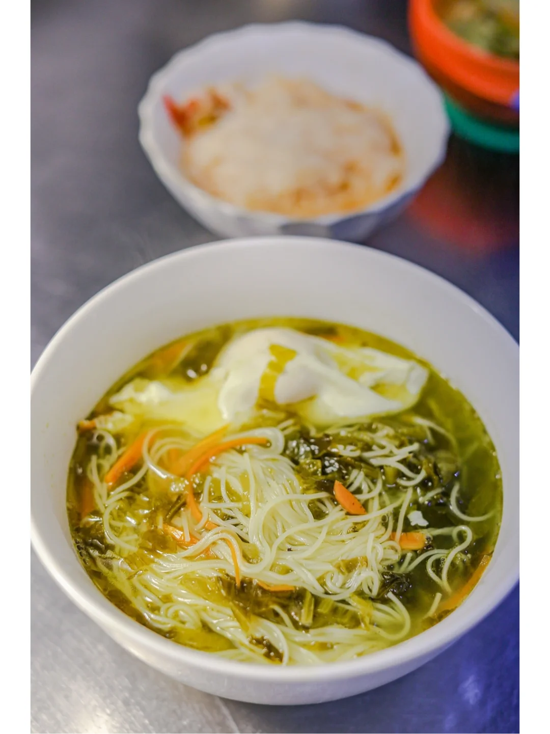 坚持做1000种面不重样（145）酸菜炝锅清汤面