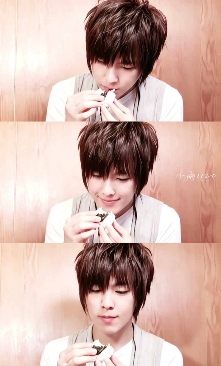 #炎亚纶[超话]# 糯米团子进食中 🍙 ​