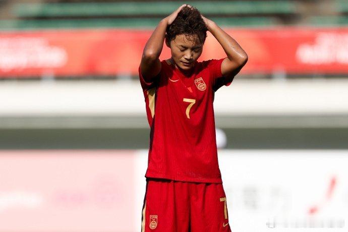 2026年9月17日下午进行的亚运会小组赛第二轮，爆出冷门，中国女足 1-1 战平乌兹别克斯坦女足，中国女足对阵对手的 9 连胜纪录就此终结。 ​