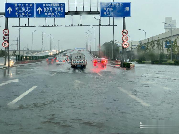 暴雨來襲! 剛剛青島市氣象臺升級暴雨紅色預警信號-圖3