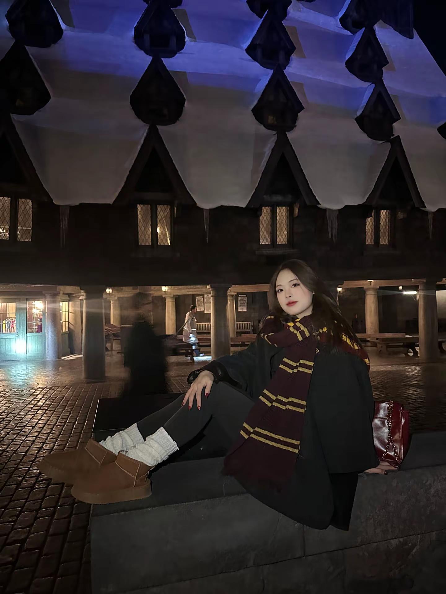 <p>甜美女孩 <!--{img:0}--><!--{img:1}--...