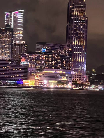 最近疯狂爱上香港 🇭🇰 <br />计划7.15日去看 跑马场看赛...