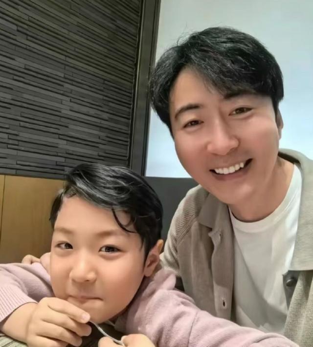演员高梓淇首次谈离婚内情，分开后与蔡琳如今关系，没想到回应出人意料 ​