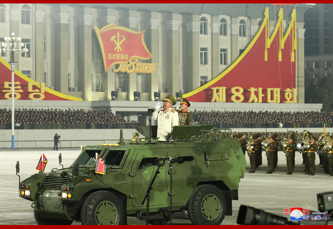 朝鮮再次舉行夜間閱兵式 潛射戰略導彈亮相-圖7