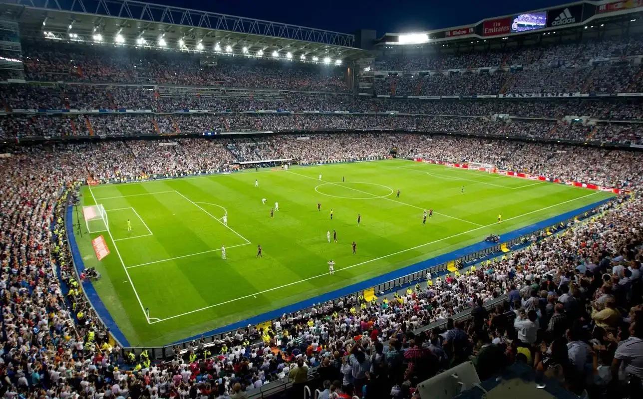 运动场上的“意外之喜”：那些让人笑出眼泪的爆笑瞬间！  各位体育迷，今...