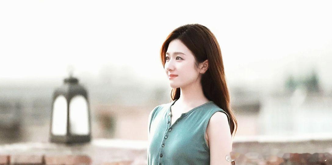 李兰迪.
夏孜. ​