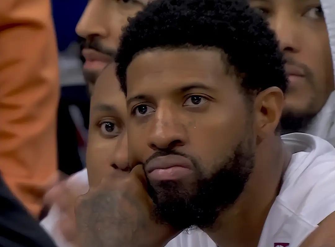 NBA季后赛东部半决赛，76人主场迎战尼克斯。76人0-3落后，没有退...