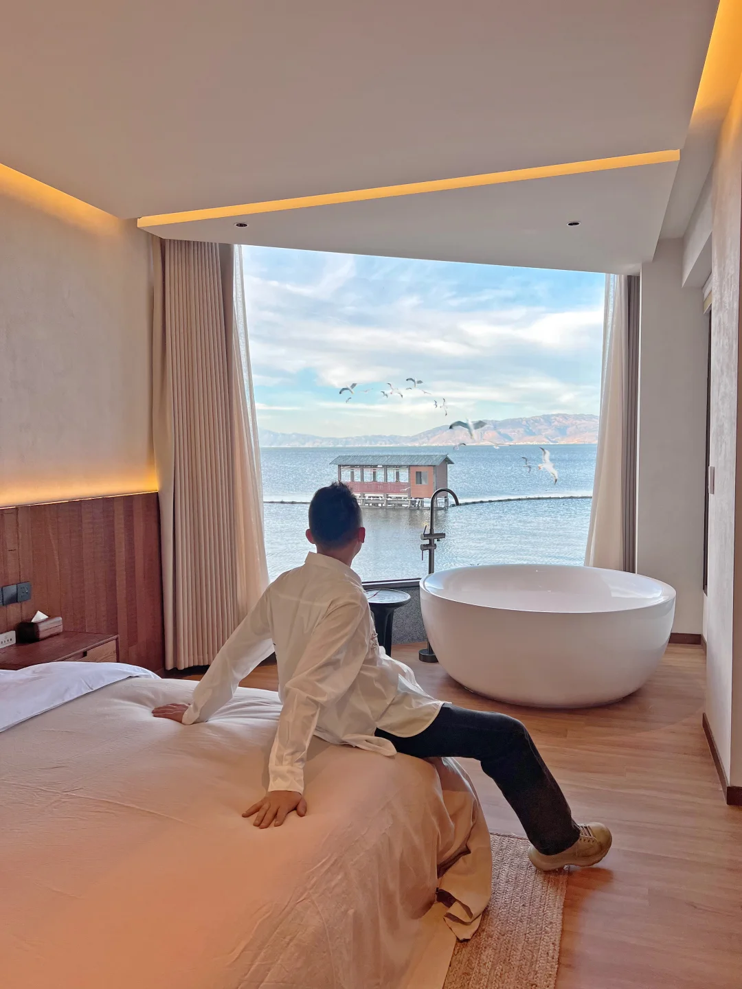 躺在大理洱海边也太舒服了吧！