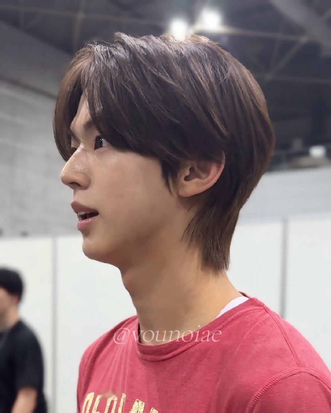 看了这张照片男女也不对立了原生家庭也不痛了国际形势也不紧张了 ​