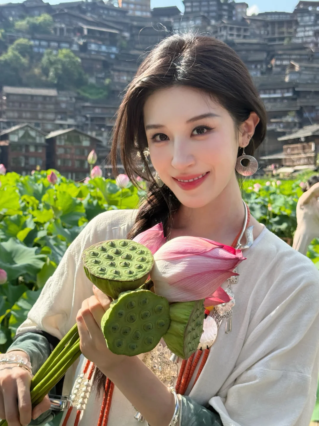 你喜欢蝴蝶 别追它 去种花