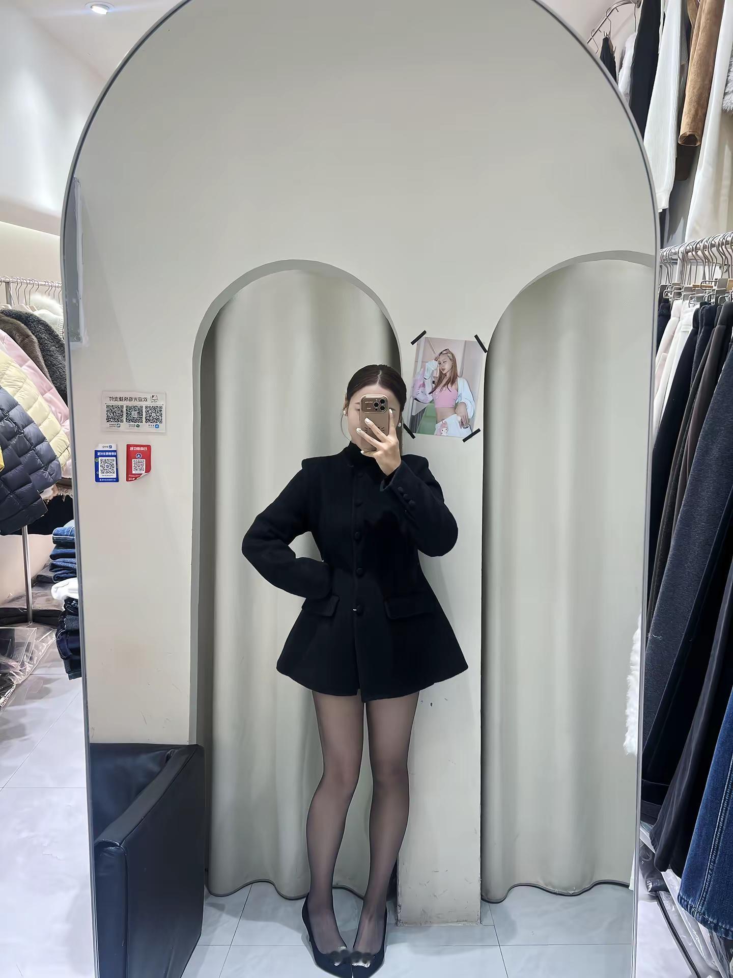 哪有什么意难平 你穿黑丝你也行