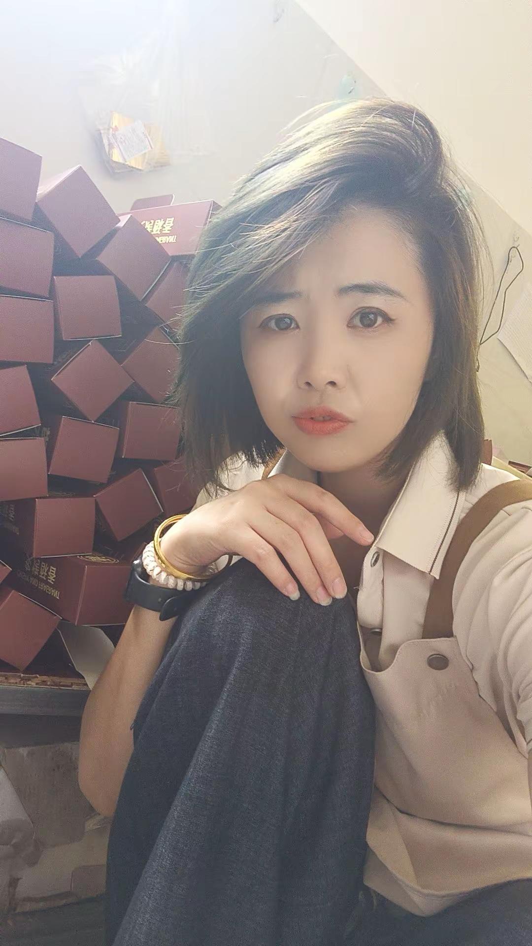 宝子们，超长蛋挞马上就给你们准备好啊要的，抓紧留言