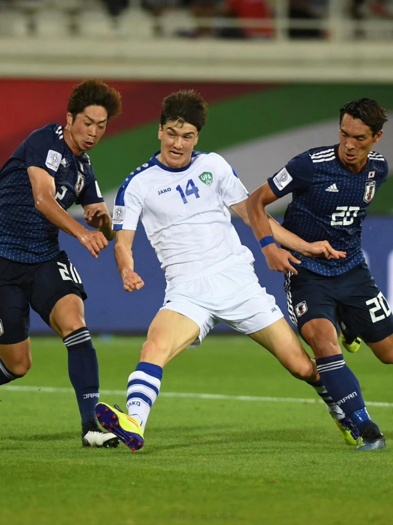 #U23国足亚运铜牌战对手确定#
铜牌战对手出炉日本点球淘汰乌兹别克，我们将和
乌兹别克斯坦争夺亚运铜牌！

上一次中国男足在亚运会拿到季军及以上奖牌，还是
1998曼谷亚运会，一晃已经28年了6半决赛惜败韩国留有遗憾，李昊、木塔力甫赛后主动揽责，全队拼到最后一刻。

安东尼奥带着这支队伍，时隔28 ​