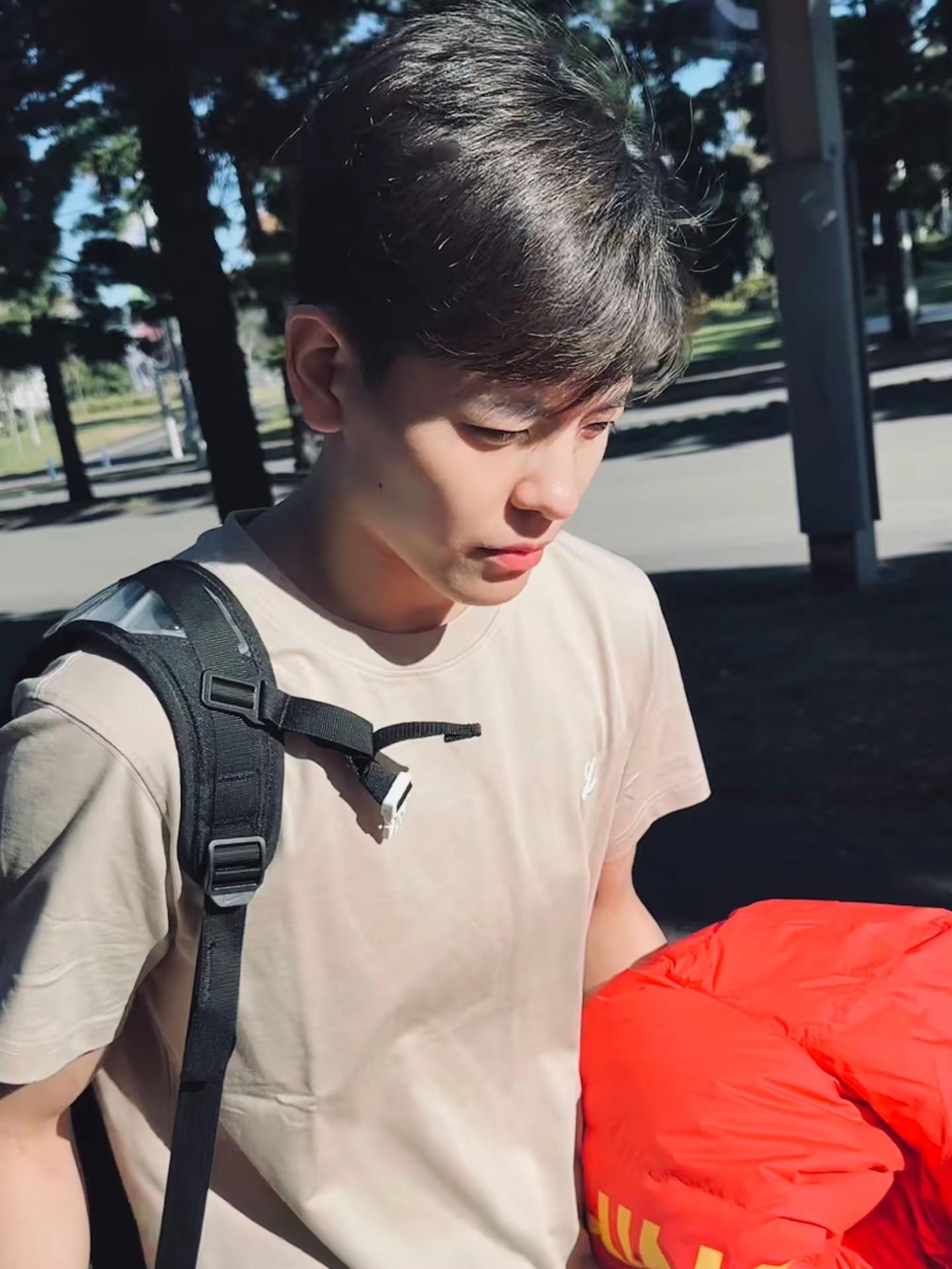 果然 长得帅的都上交给国家了杨舒予