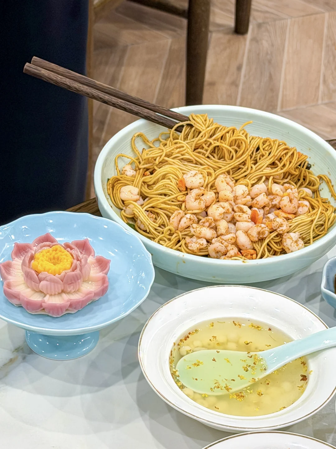上海无比美味的一碗🦀🍜太曼妙了🤤