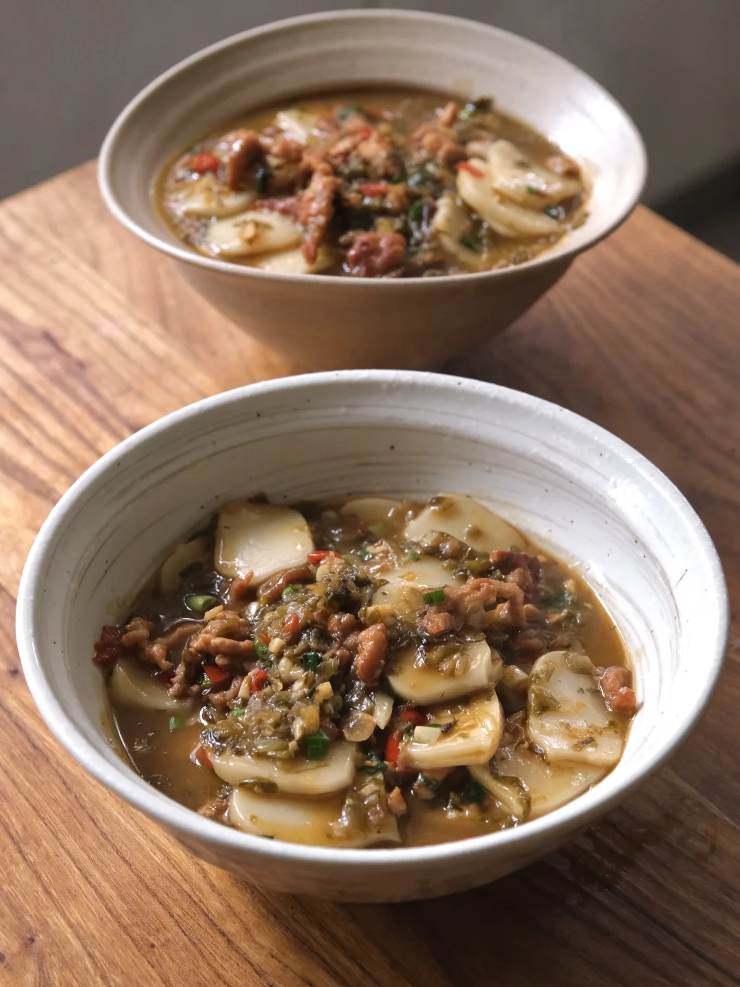 我的年糕超好吃｜酸菜肉丝汤年糕