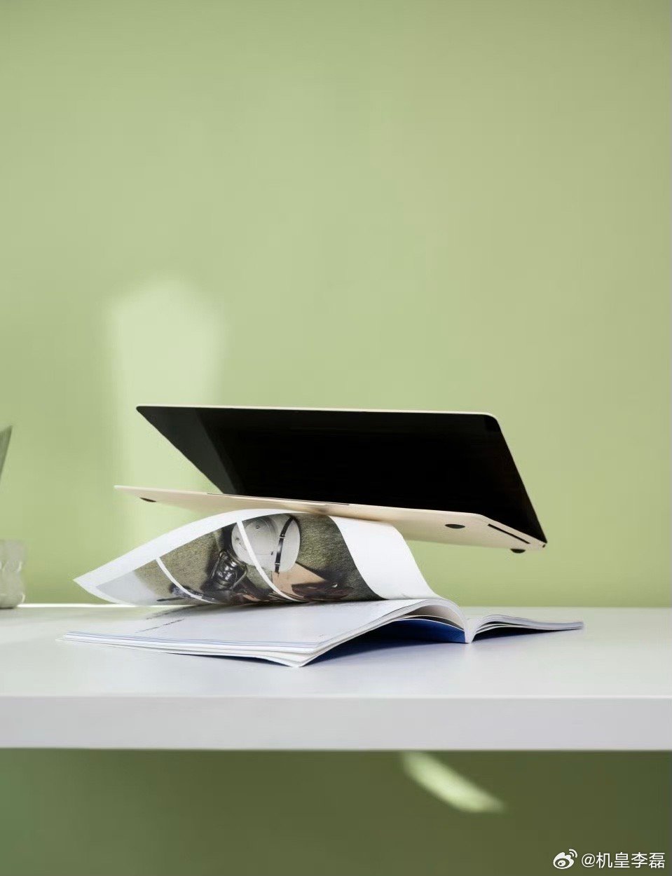 非常期待华为MateBook Pro S防窥版，太实用了，很好的保护了信息隐私，体验很好#白鹿珍珠项链公主裙# ​