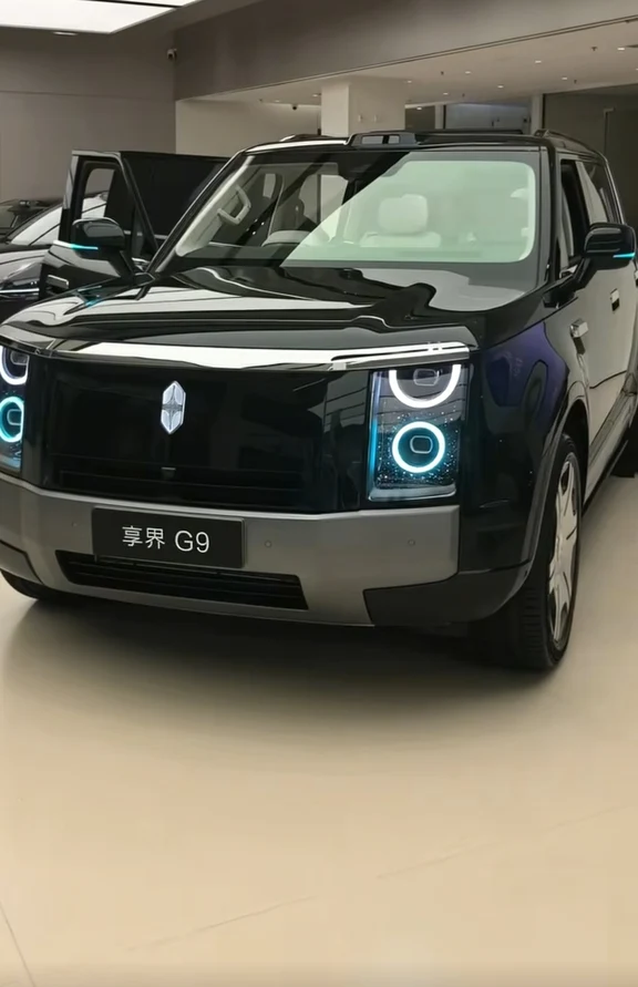 到店打卡享界G9，就一个字:硬派