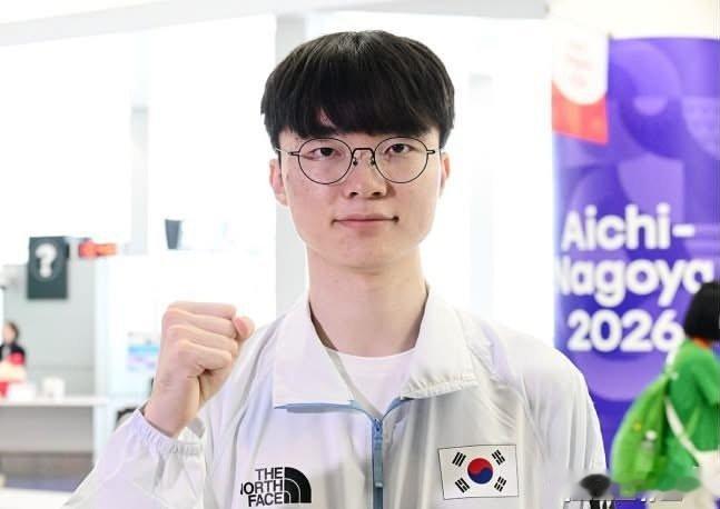 插眼 2026年faker S赛T1夺冠🏆了

#韩国电竞代表团抵达名古屋##2026亚运会# ​