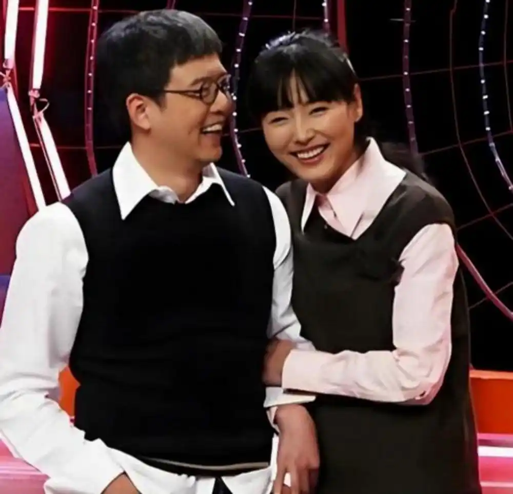 张延张锦程低调离婚，温柔落幕太唏嘘，缘分兜转二十年终散场！