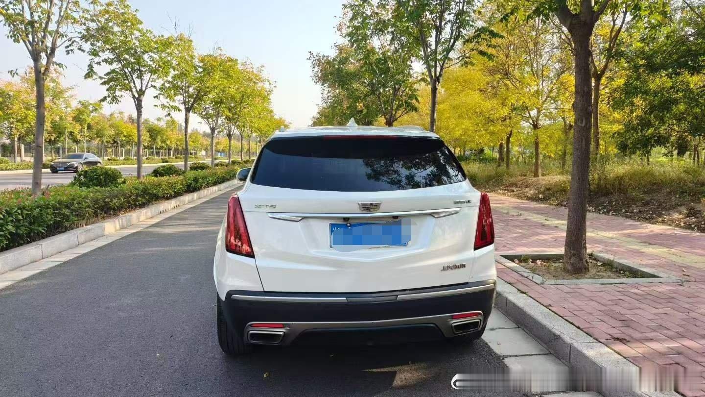 最新出炉，20年凯迪拉克XT5 2020款 28T 豪华型   前嘴一套修复 ​
