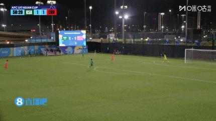 U17亚洲杯1/4决赛，中国男足U17以3比1的比分逆转战胜沙特，进军...