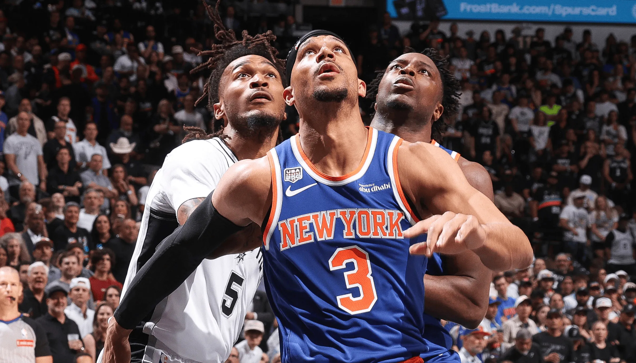 NBA官方：尼克斯创下了历史第二长连胜纪录，仅次于勇士！  文班亚马绝...