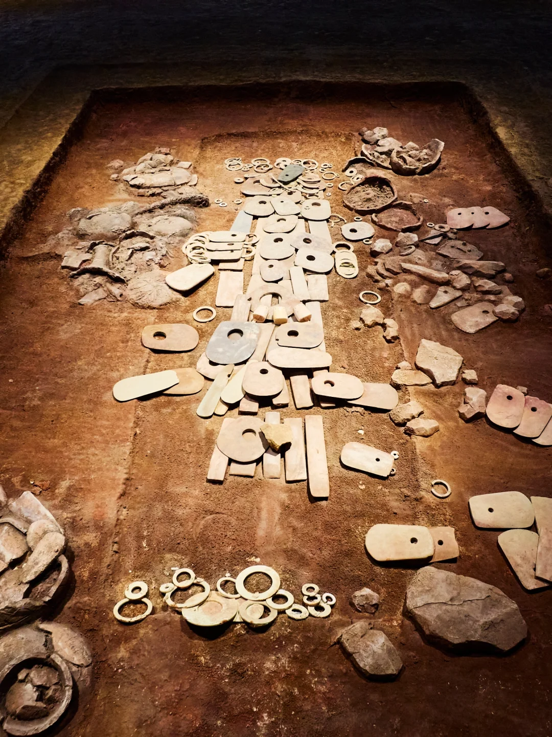 探展｜玉礼归宁！探秘史前玉文化中心